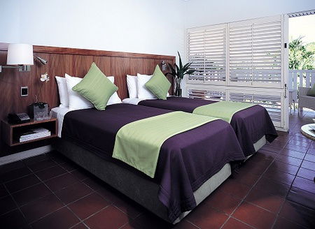 Hotel Cairns - Broome Tourism 1