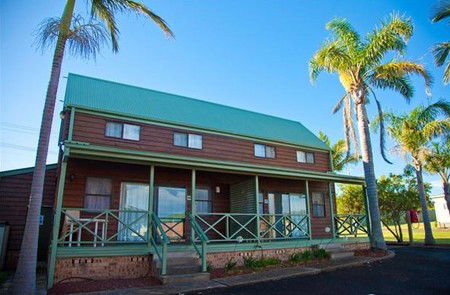 Broome Tourism
