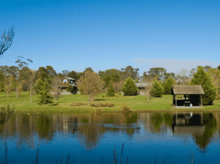 Sanctuary Park Cottages - Broome Tourism 0