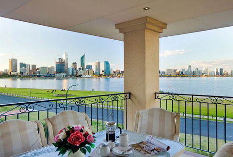 The Peninsula - Broome Tourism 1