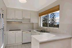 Le Beach Apartments - Broome Tourism 2