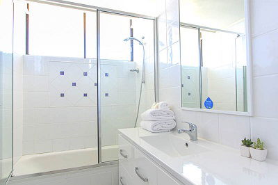 Seacrest Beachfront Holiday Apartments - Broome Tourism 0