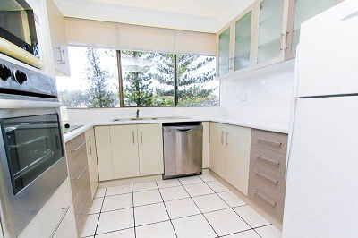 Seacrest Beachfront Holiday Apartments - Broome Tourism 2