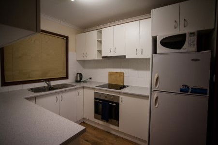 Millies Guesthouse & Serviced Apartments - Broome Tourism 1