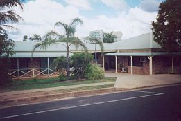 Clermont Motor Inn - Broome Tourism 0