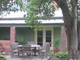 Bell Cottage - Broome Tourism 0