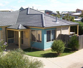 Surfcoast Cottages - Broome Tourism 0