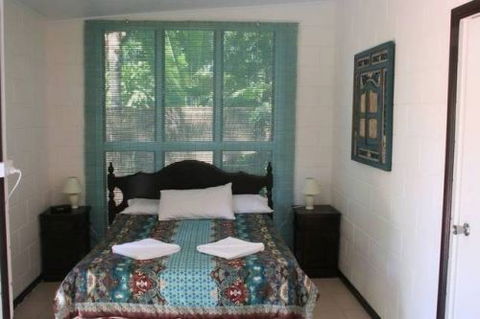 Shambhala Retreat Magnetic Island Cottages - Broome Tourism 2