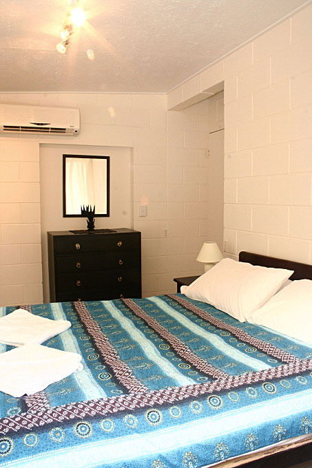 Shambhala Retreat Magnetic Island Cottages - Broome Tourism 4