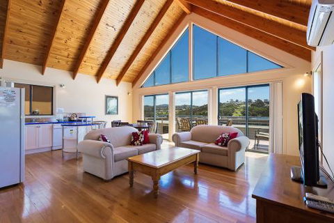 Eden Holiday Rentals - Broome Tourism 4