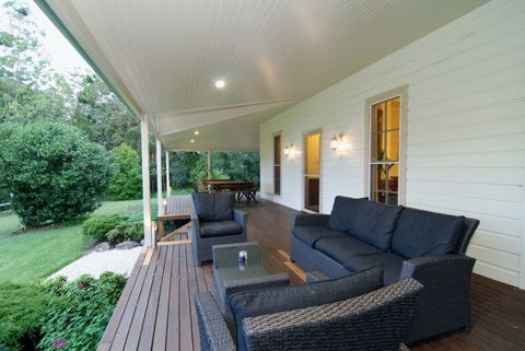 Fernridge Farm Cottage - Broome Tourism 3