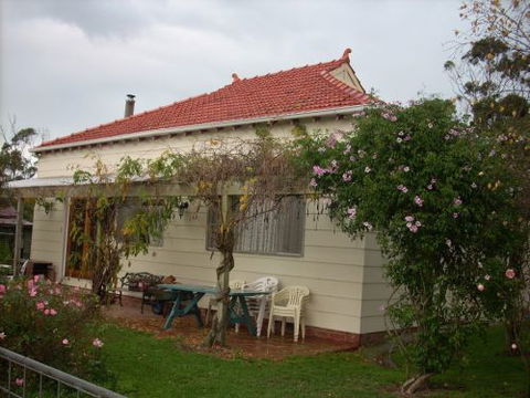 Whitelaw's Rest - Broome Tourism 3