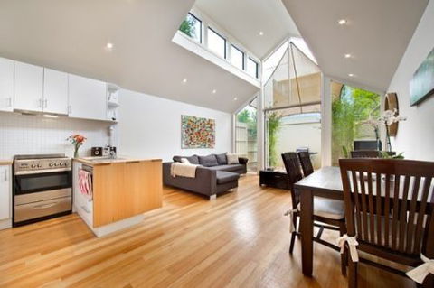 Port Melbourn Cottage - Stay Innercity - Broome Tourism 2