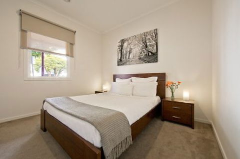 Port Melbourn Cottage - Stay Innercity - Broome Tourism 4