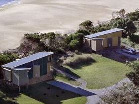Beachside Retreat West Inlet - Broome Tourism 0