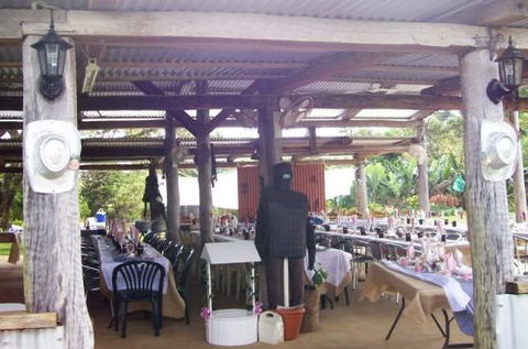 Spurwood Springs Log Cabin Venue - Broome Tourism 0