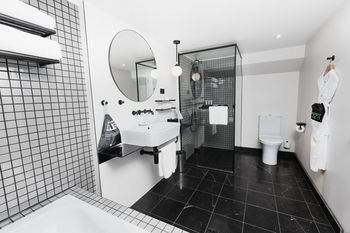 Ovolo Woolloomooloo - Broome Tourism 69