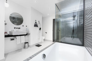 Ovolo Woolloomooloo - Broome Tourism 79