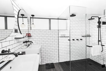 Ovolo Woolloomooloo - Broome Tourism 86