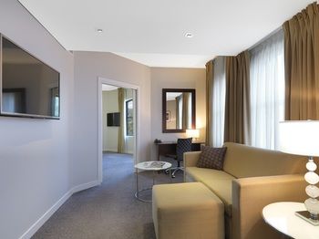 Amora Riverwalk Melbourne - Broome Tourism 27