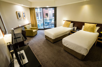 Amora Riverwalk Melbourne - Broome Tourism 57