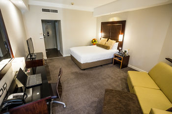 Amora Riverwalk Melbourne - Broome Tourism 59
