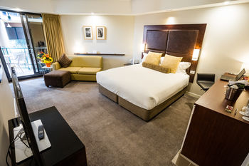 Amora Riverwalk Melbourne - Broome Tourism 61