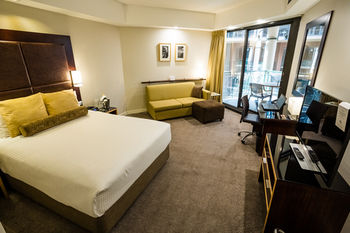 Amora Riverwalk Melbourne - Broome Tourism 64