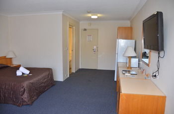 Country Comfort Hunts Liverpool - Broome Tourism 11