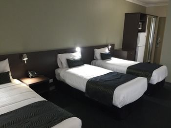 Country Comfort Hunts Liverpool - Broome Tourism 17