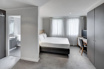 Adina Apartment Hotel Chippendale - Broome Tourism 10
