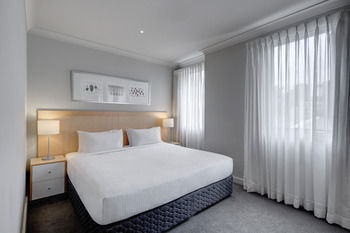 Adina Apartment Hotel Chippendale - Broome Tourism 11