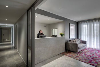 Adina Apartment Hotel Chippendale - Broome Tourism 18