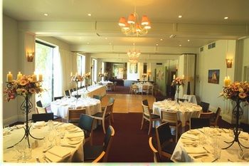 Best Western Plus The Tudor-Box Hill - Broome Tourism 3