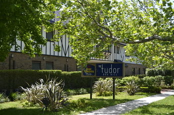 Best Western Plus The Tudor-Box Hill - Broome Tourism 32