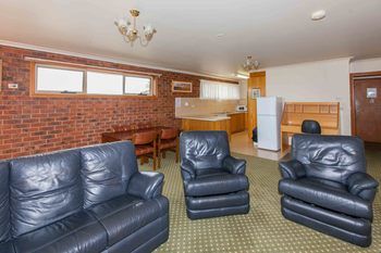 Bell Motel - Broome Tourism 21