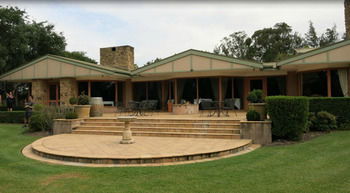 Mercure Resort Hunter Valley Gardens - Broome Tourism 12