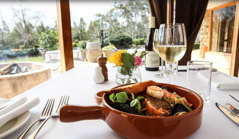 Mercure Resort Hunter Valley Gardens - Broome Tourism 24