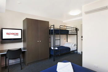 Space Hotel - Hostel/Backpacker - Broome Tourism 6