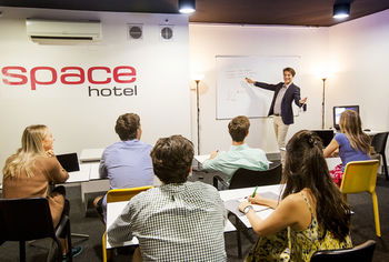 Space Hotel - Hostel/Backpacker - Broome Tourism 35