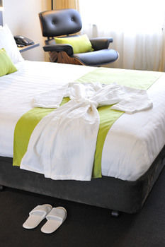 Mercure Melbourne Therry Street - Broome Tourism 5