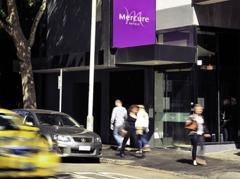 Mercure Melbourne Therry Street - Broome Tourism 8