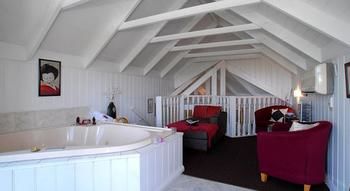 Annie Roe's Luxury Bed & Breakfast - Broome Tourism 28