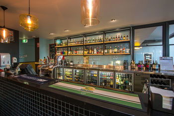 Alpha Hotel Eastern Creek - Broome Tourism 25