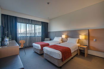 Alpha Hotel Eastern Creek - Broome Tourism 30