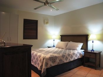 L'Auberge Noosa - Broome Tourism 4