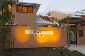 L'Auberge Noosa - Broome Tourism 6
