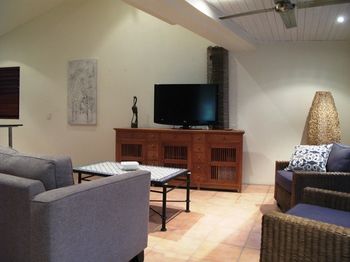 L'Auberge Noosa - Broome Tourism 15