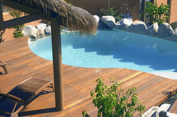 L'Auberge Noosa - Broome Tourism 17