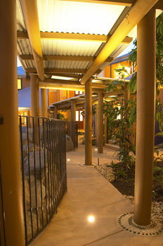 L'Auberge Noosa - Broome Tourism 22